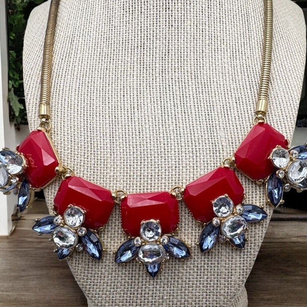 Vintage Honey Bee Statement NRed & Blue Crystal Bib Necklace With Gold-Tone Chai